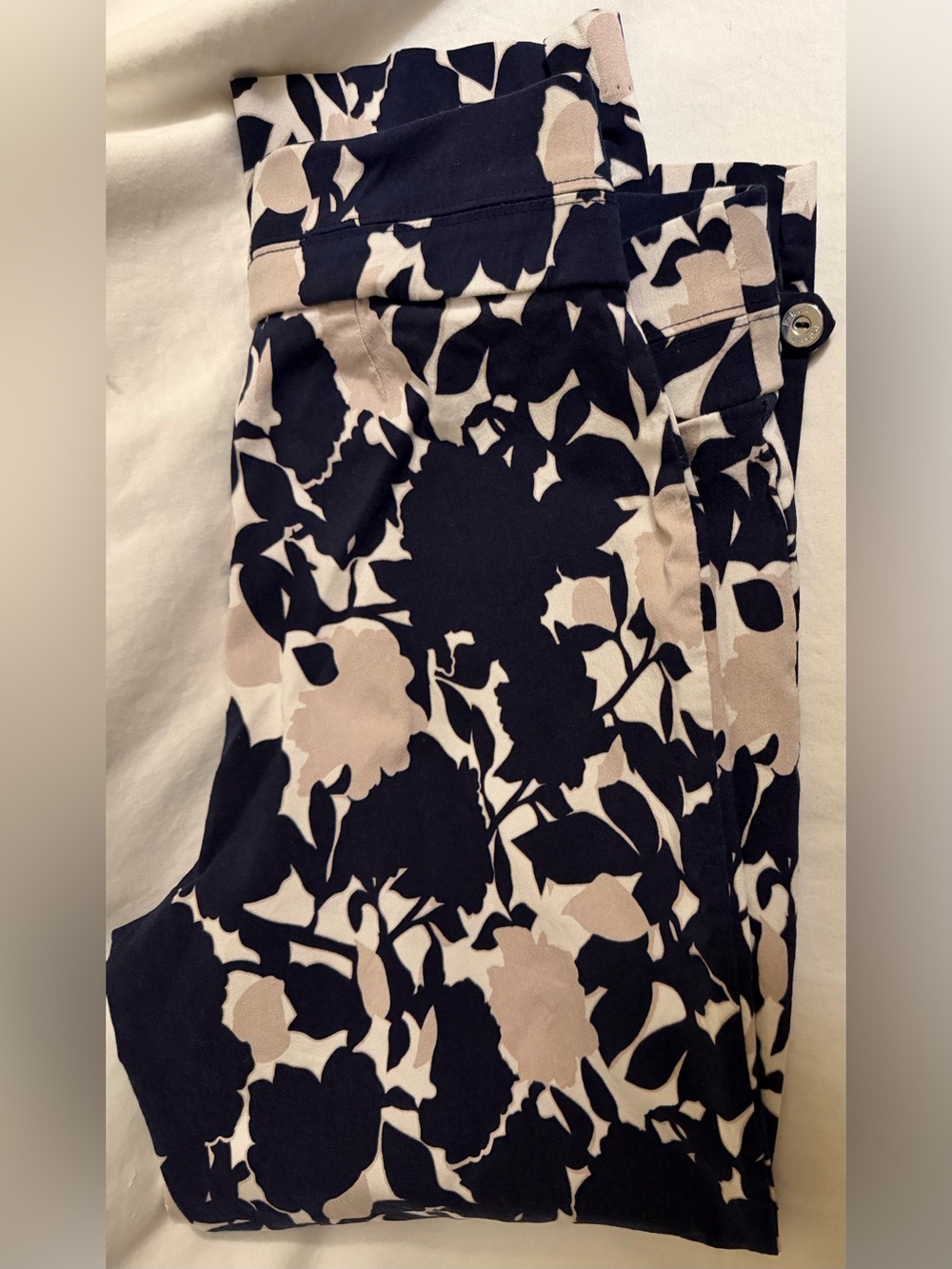 Rafaella graphic pants with stretch   size 8